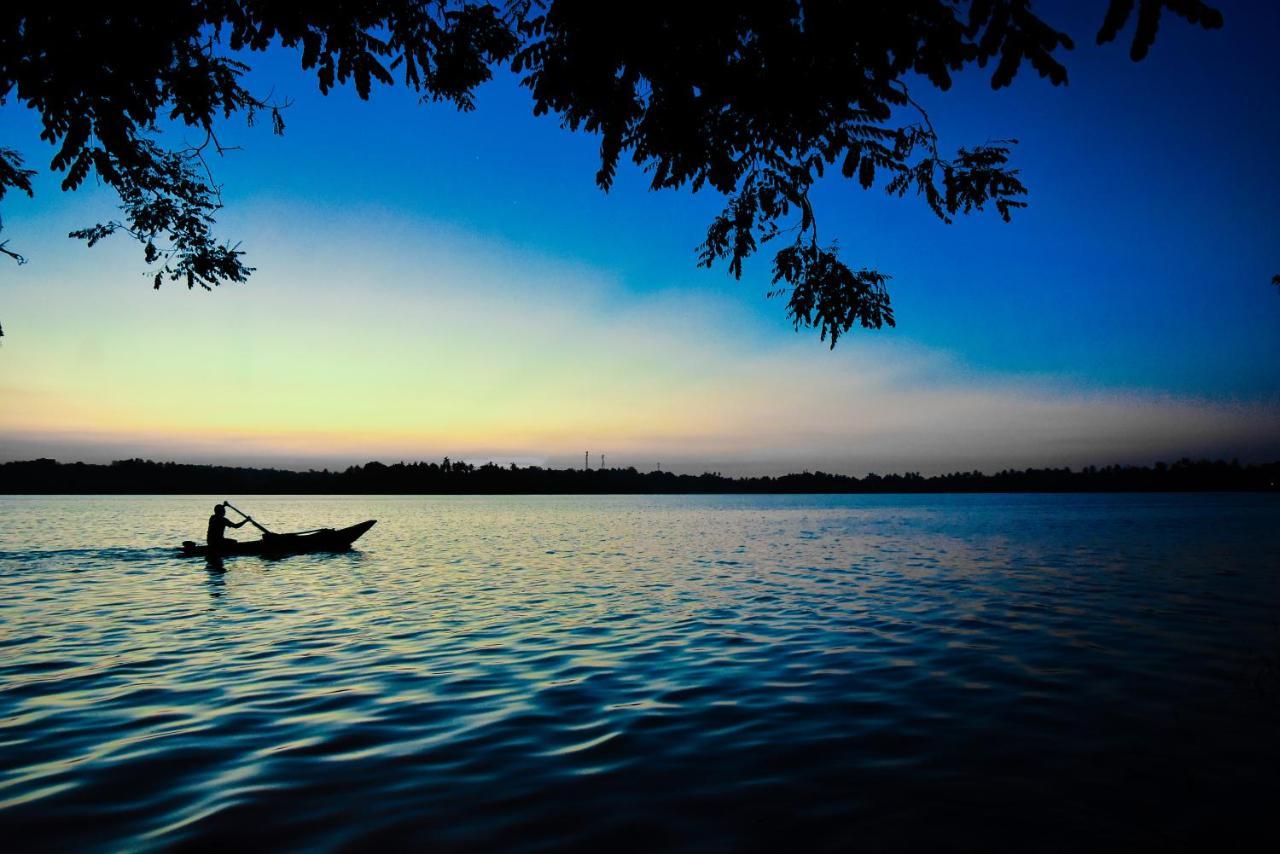 Villa Araliya Hikkaduwa Buitenkant foto