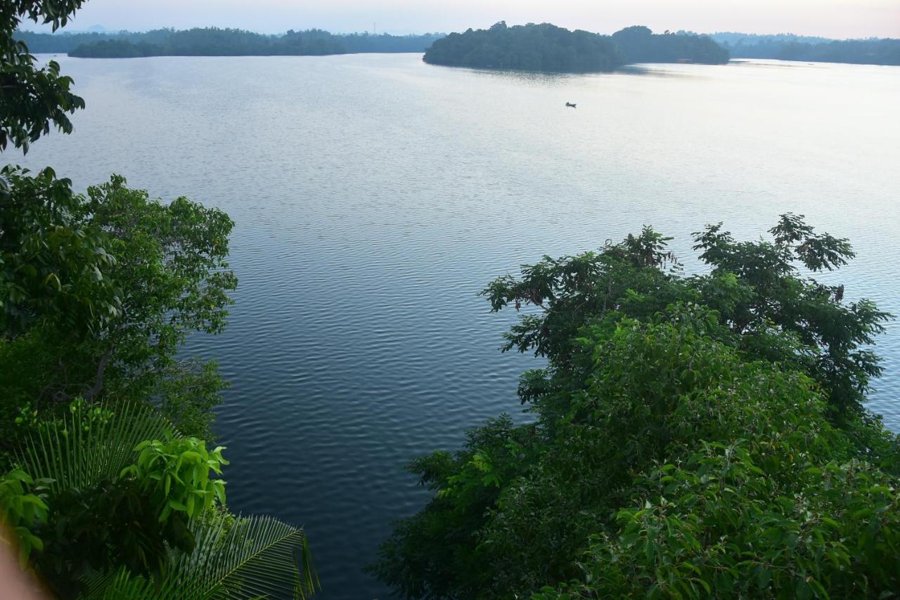 Villa Araliya Hikkaduwa Buitenkant foto