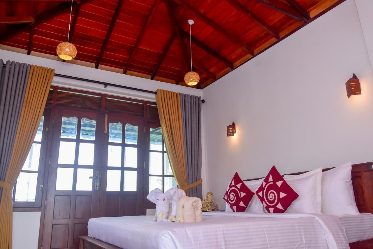 Villa Araliya Hikkaduwa Buitenkant foto