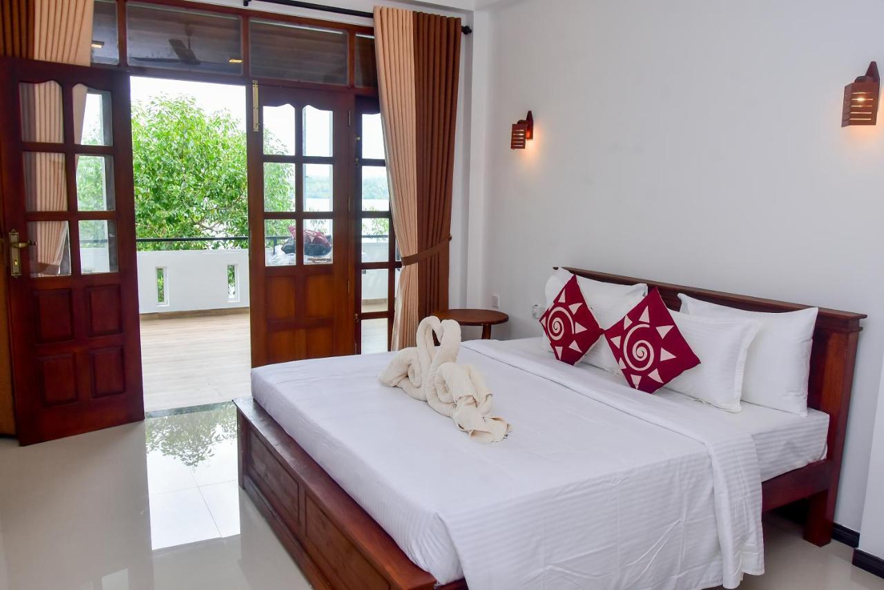 Villa Araliya Hikkaduwa Buitenkant foto