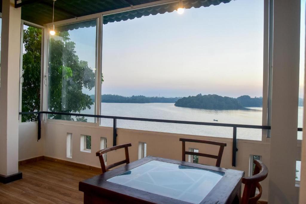 Villa Araliya Hikkaduwa Buitenkant foto