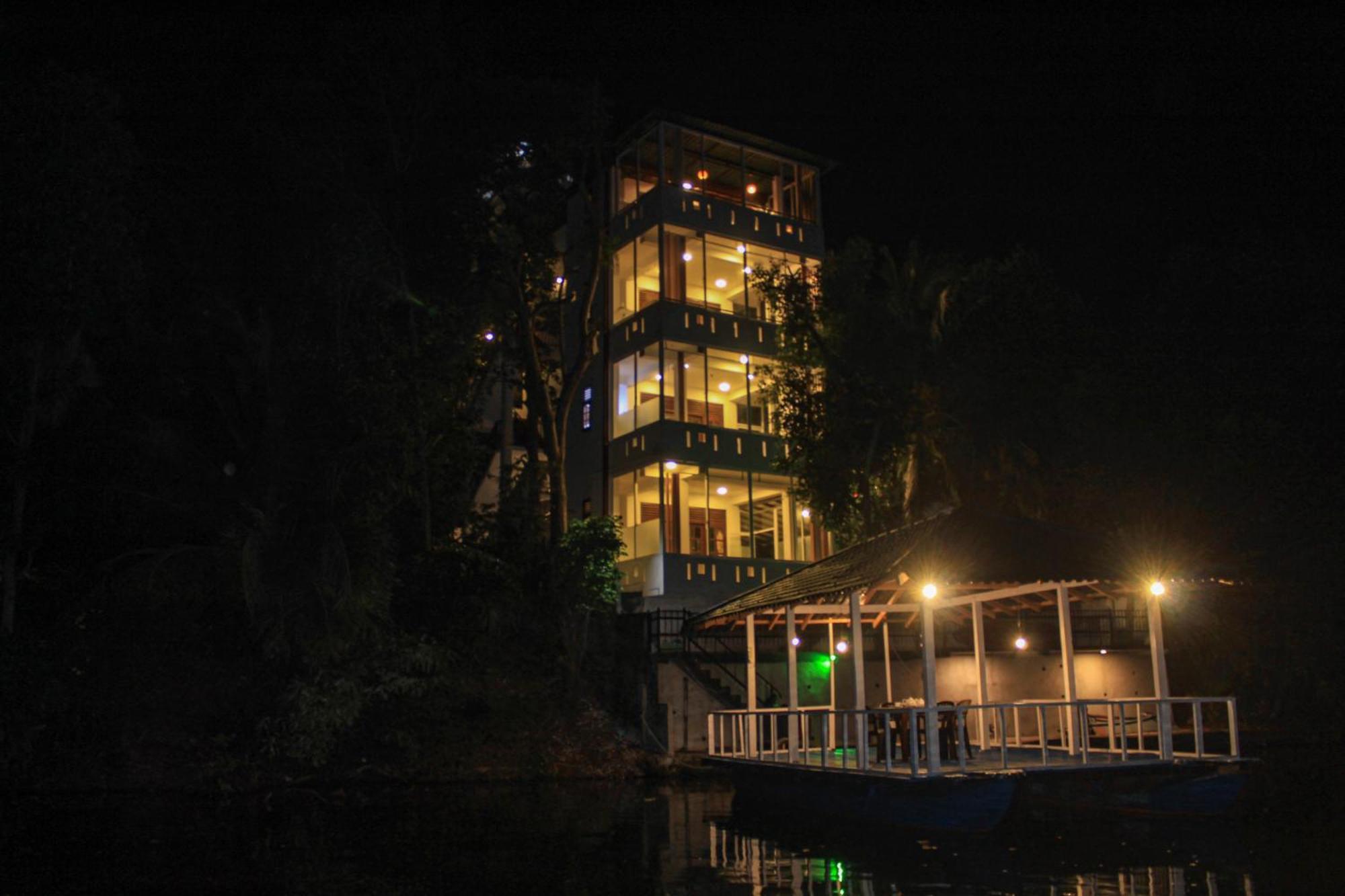Villa Araliya Hikkaduwa Buitenkant foto